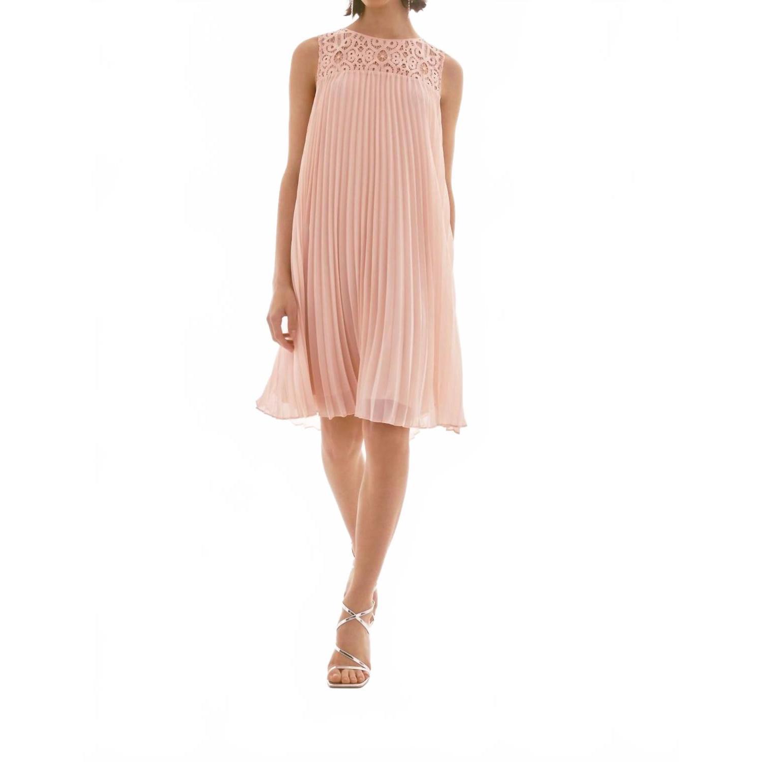 New Joseph Ribkoff Chiffon And Lace Sleeveless Pleated Dress In Quartz